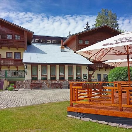 Rodinny "Hotel U Mustku" Desna  Exterior photo